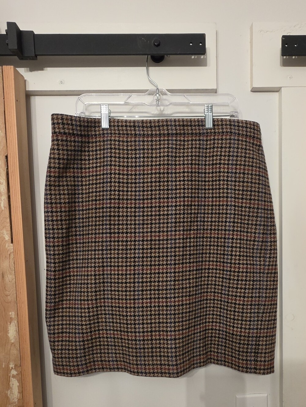 J. Crew Brown and Black Houndstooth Pencil Skirt (14)